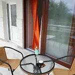 Emerald Hills Hotel 3*