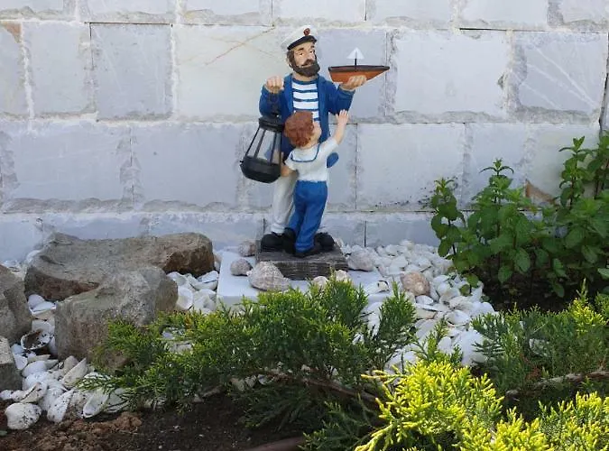 Хотел Emerald Hills 3*